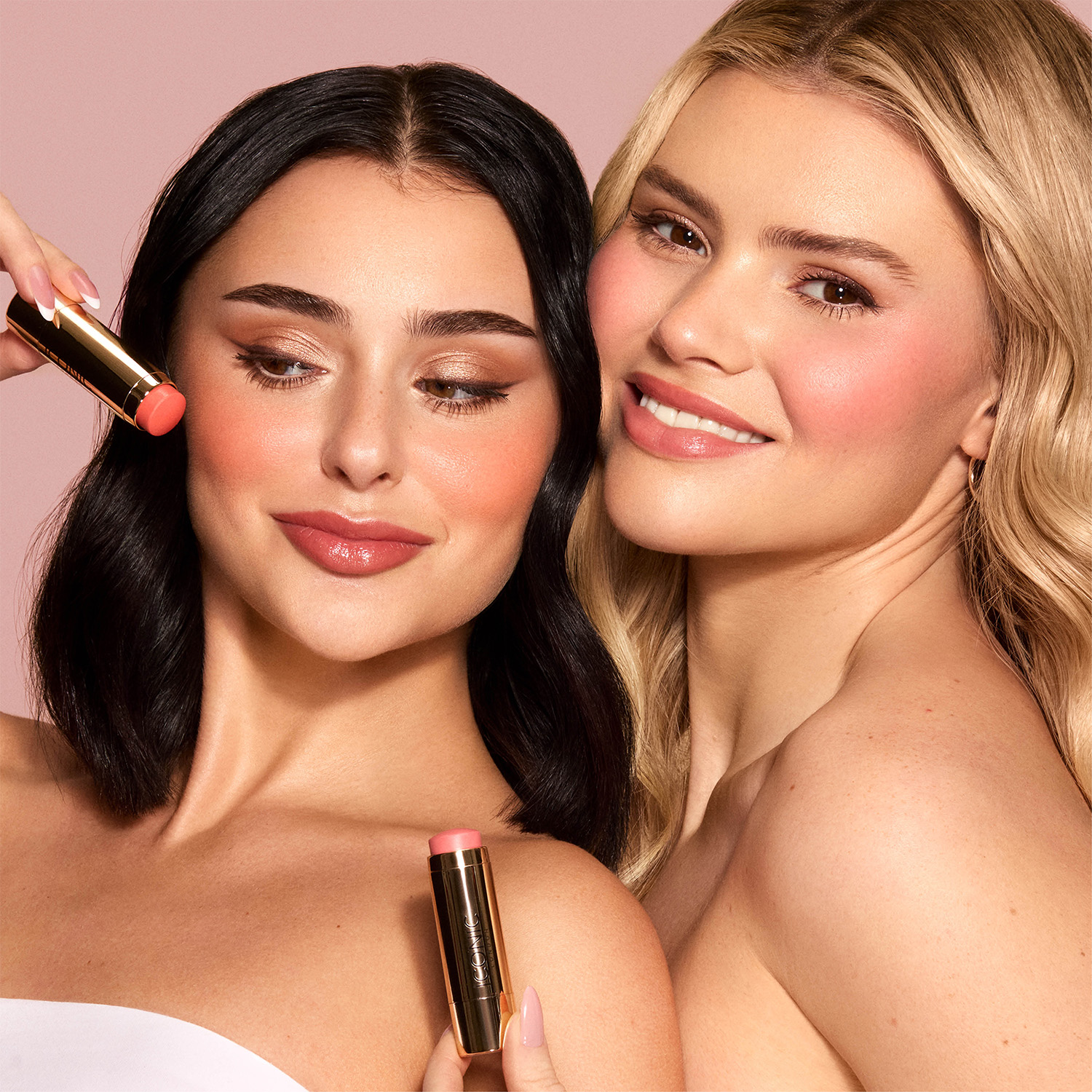 BLURRING BLUSH STICK BY ICONIC LONDON (RUBOR EN BARRA PARA MEJILLAS)